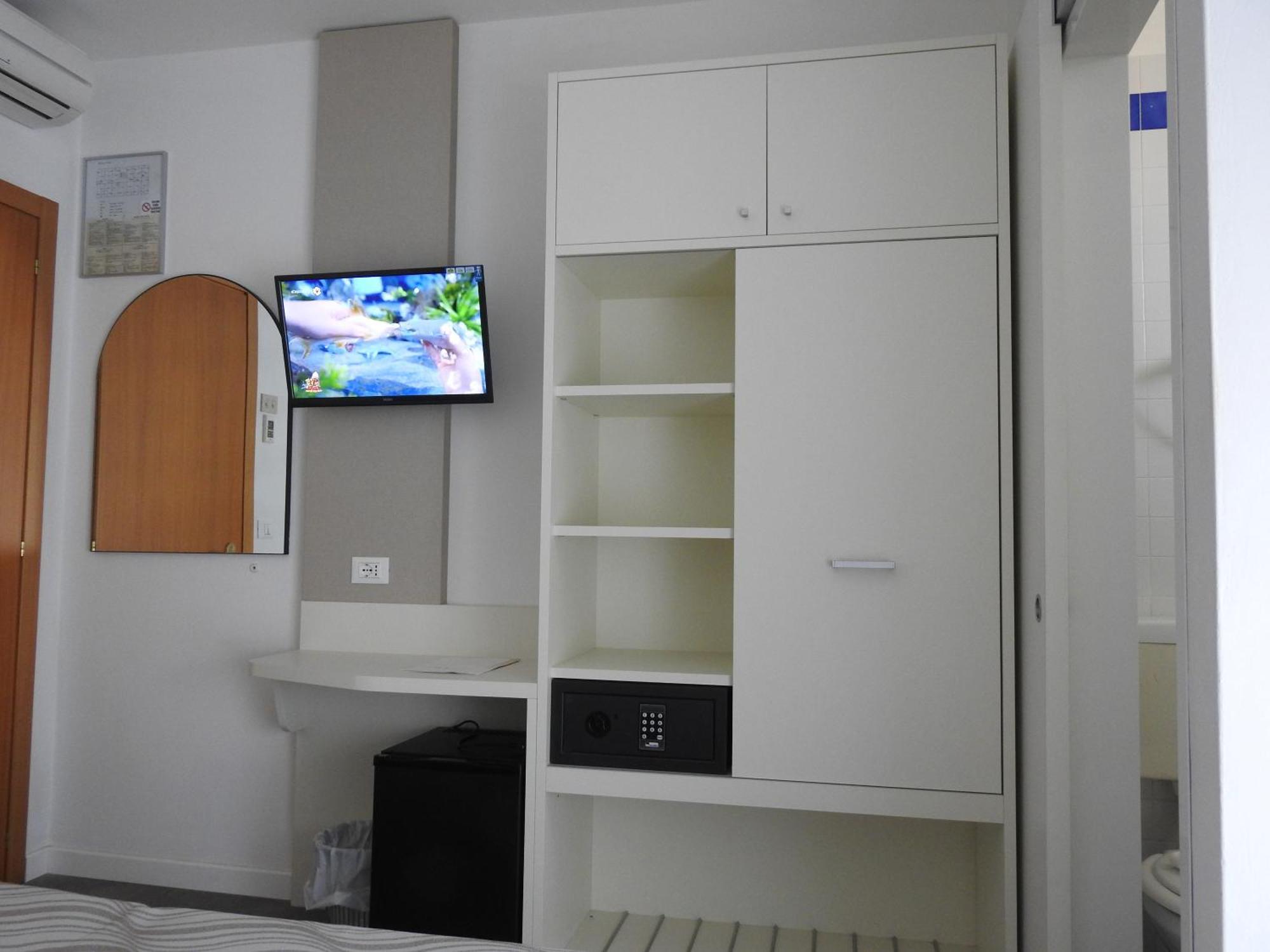 Hotel Villa Candia Lignano Sabbiadoro Eksteriør billede